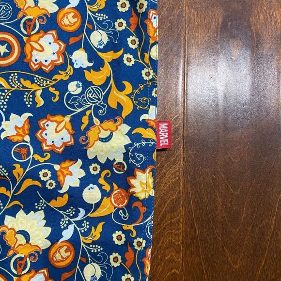 Disney Marvel Avengers Hawaiian Blue Button Front Shirt Cotton Mens Size Medium - Picture 4 of 8